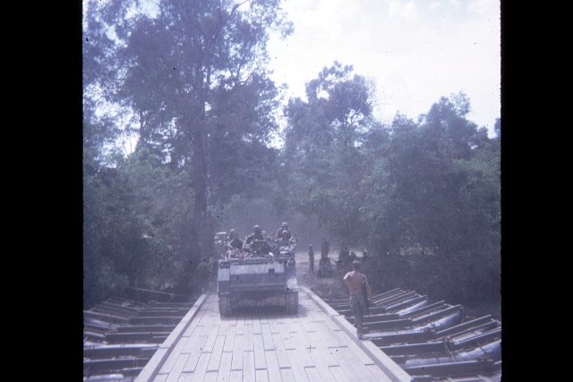 may02 River crossong point into Cambodia